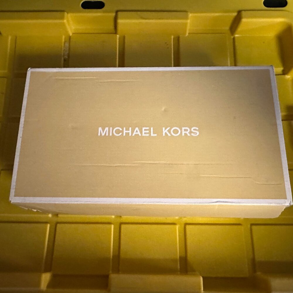 Michael Kors Dorothy Flex Pump Suede Purple